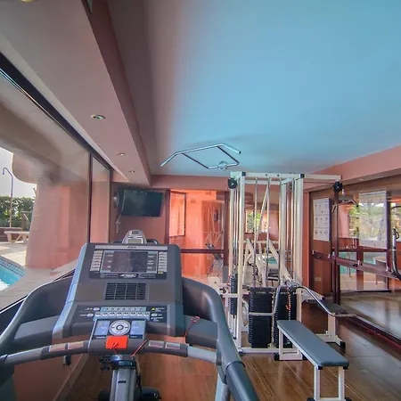 First Line Menara Beach Apartment Estepona